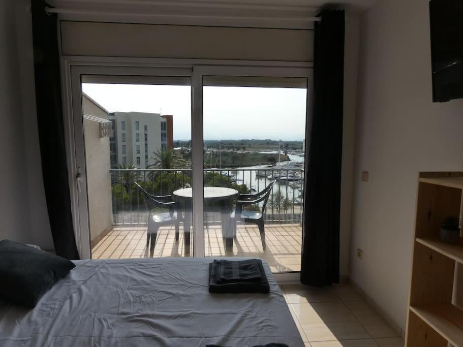 Estudio Con Vistas, Roses Exterior foto