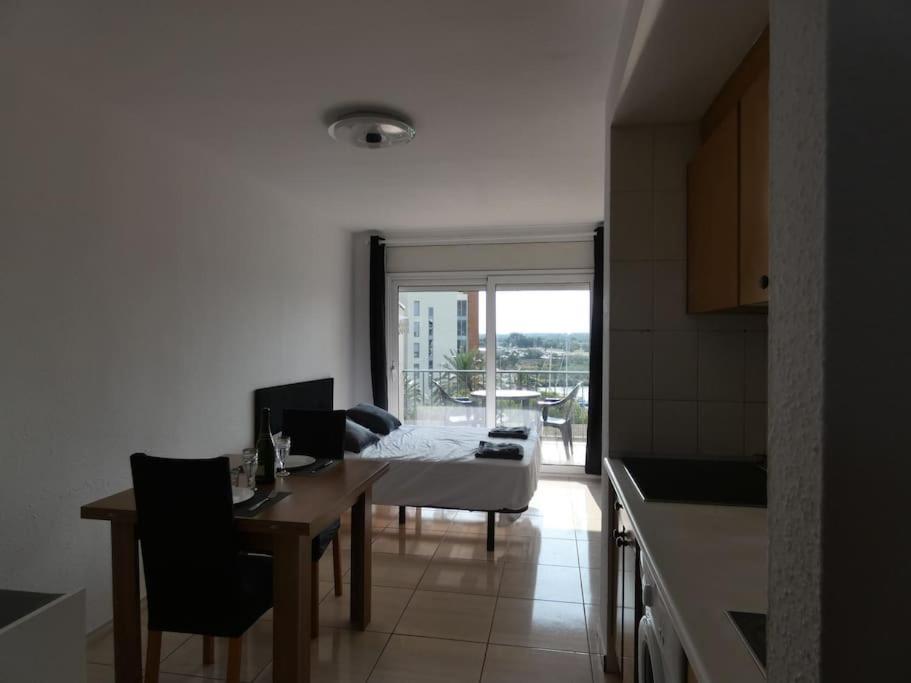 Estudio Con Vistas, Roses Exterior foto